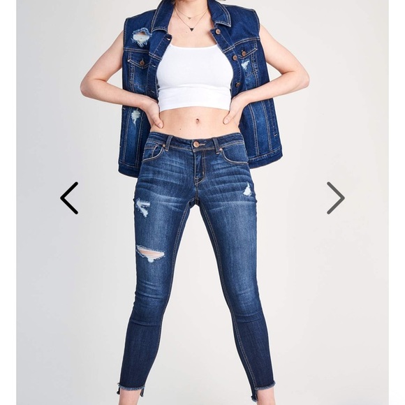 Express Denim - NWOT/EXPRESS DARK DISTRESSED STEP HEM JEANS SZ:4S